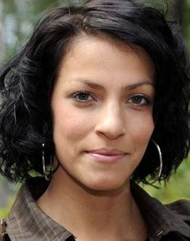 Jenni Banerjee as Reetta