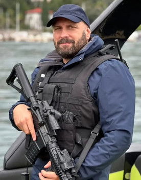 Ákos Szalai as Hitter