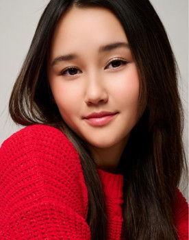 Waverly Corinne Meier as Willow