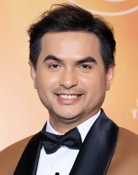 Đức Tiến as Liem