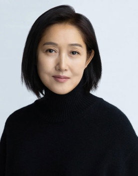 Kyeong-sun Jeon as 