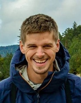 Koen De Leeuw as Self - Guide