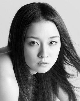 Ayumi Ito Photo