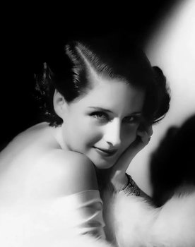 Norma Shearer as Kathleen / Moonyeen