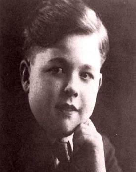 Buddy Messinger as 