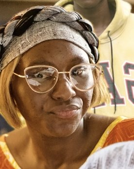 ABOGHE Marie-Nicole as LAURA OBIANG