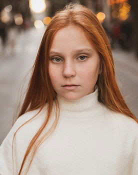 Isabella Savin as Herself