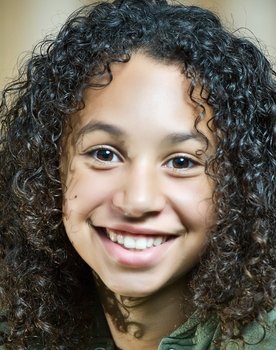 Kiara Alondra Groulx as Riley