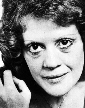 Theresa Austregésilo as Esposa do Pai do Povo