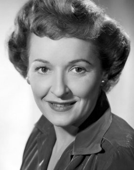 Dorothy Granger as Cigarette Girl