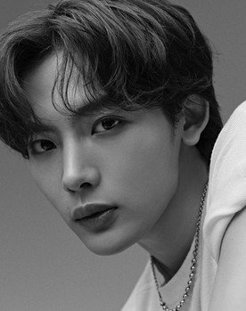 Noa Kazama as Chiaki Hosho