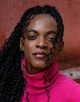 Aretha Sadick as Dahlia