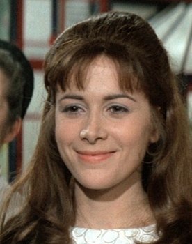 Eliette Demay as Ellen Wilde