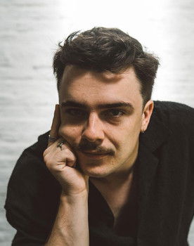 Daniel Goldmann as Lev