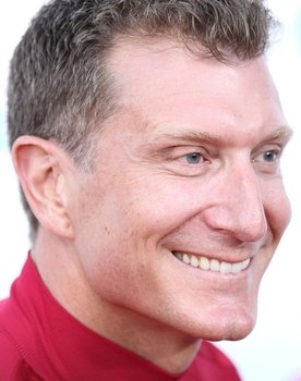Simon Pryce as 