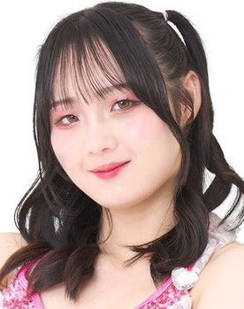 Komomo Minami as Komomo Minami