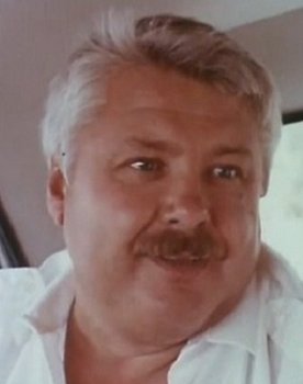 Yevgeni Ivanychev as police captain Usachov
