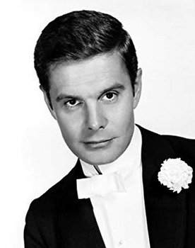 Louis Jourdan as Medico