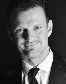 Peter Beets as Pianiste