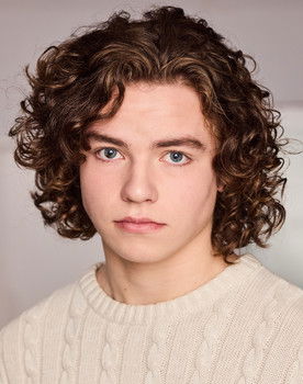 Saul Thomson as Older Ethan Barnett