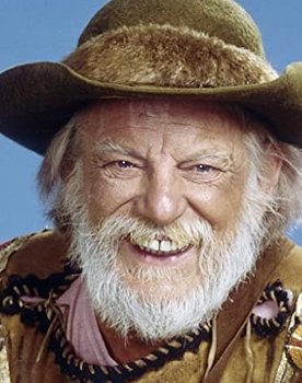 Denver Pyle as Thompson