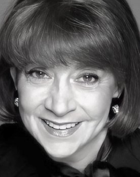 Adriana Aizemberg as Adriana