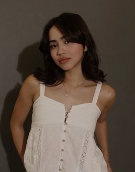 Belle Francisco as Kristal