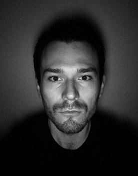 Maximilian Karakatsanis as Voiceover