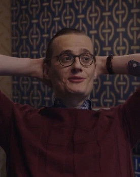 Mikael Sladden as Jakob Horn