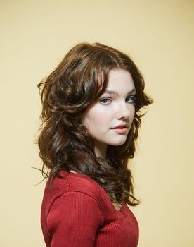Pez Warner as Kirra