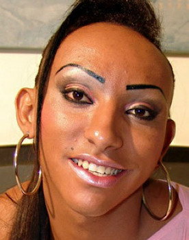 Agatha Ferraz