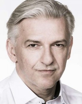 Róbert Alföldi