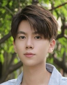 Pan Yihong