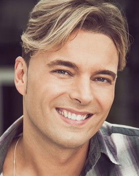 Sérgio Rossi as Próprio