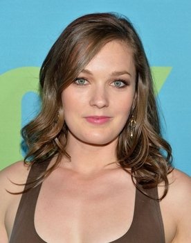 Virginia Kull as Cassidy Harper
