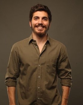 Hür Can Davran as Yusuf