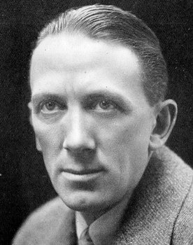 Gerald du Maurier as Doctor