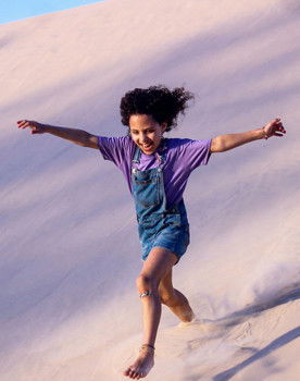 Fiorella Souto Rosa Cantarelli as Cecília