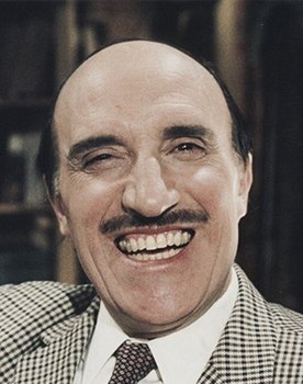 José 'Saza' Sazatornil as Jorge, el padre