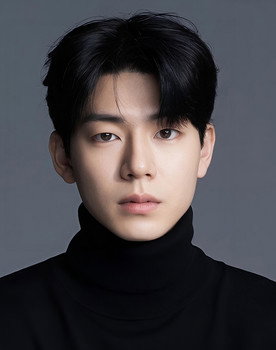 Bae Hyeon-seong as 