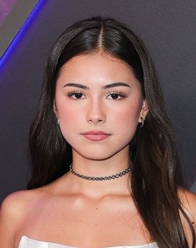 Lumi Pollack as Autumn Edison