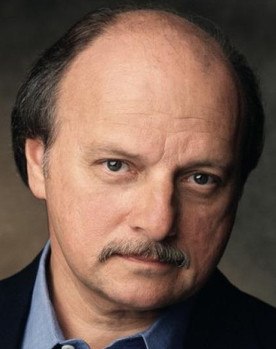 Dennis Franz as Self