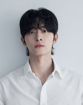 Ahn Jung-hun as Bidam Shelter ranger