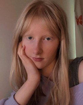 Charlotte Wakerley as People Watcher (voice)
