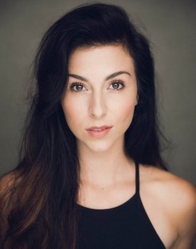 Analisa Wall as Parker Bennington