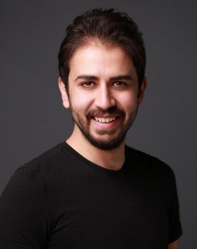 Ali Esat Çalışıcı as 