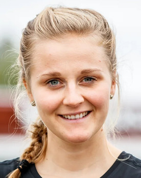 Stina Nilsson as Self - Contestant