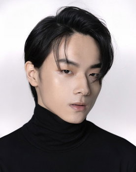 李艺焕