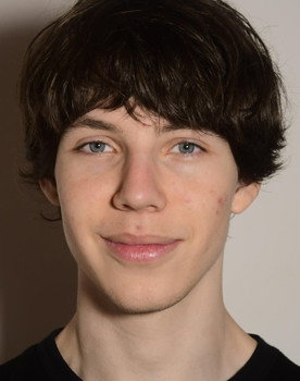 Gian Battistoni as Christian