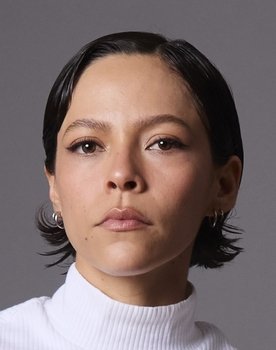 Ruth Ramos as Cecilia